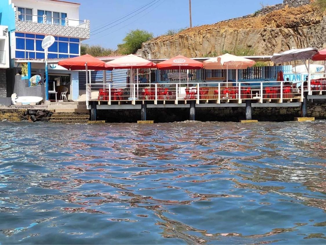 Suite Big Lanche Praia Baixo Dış mekan fotoğraf